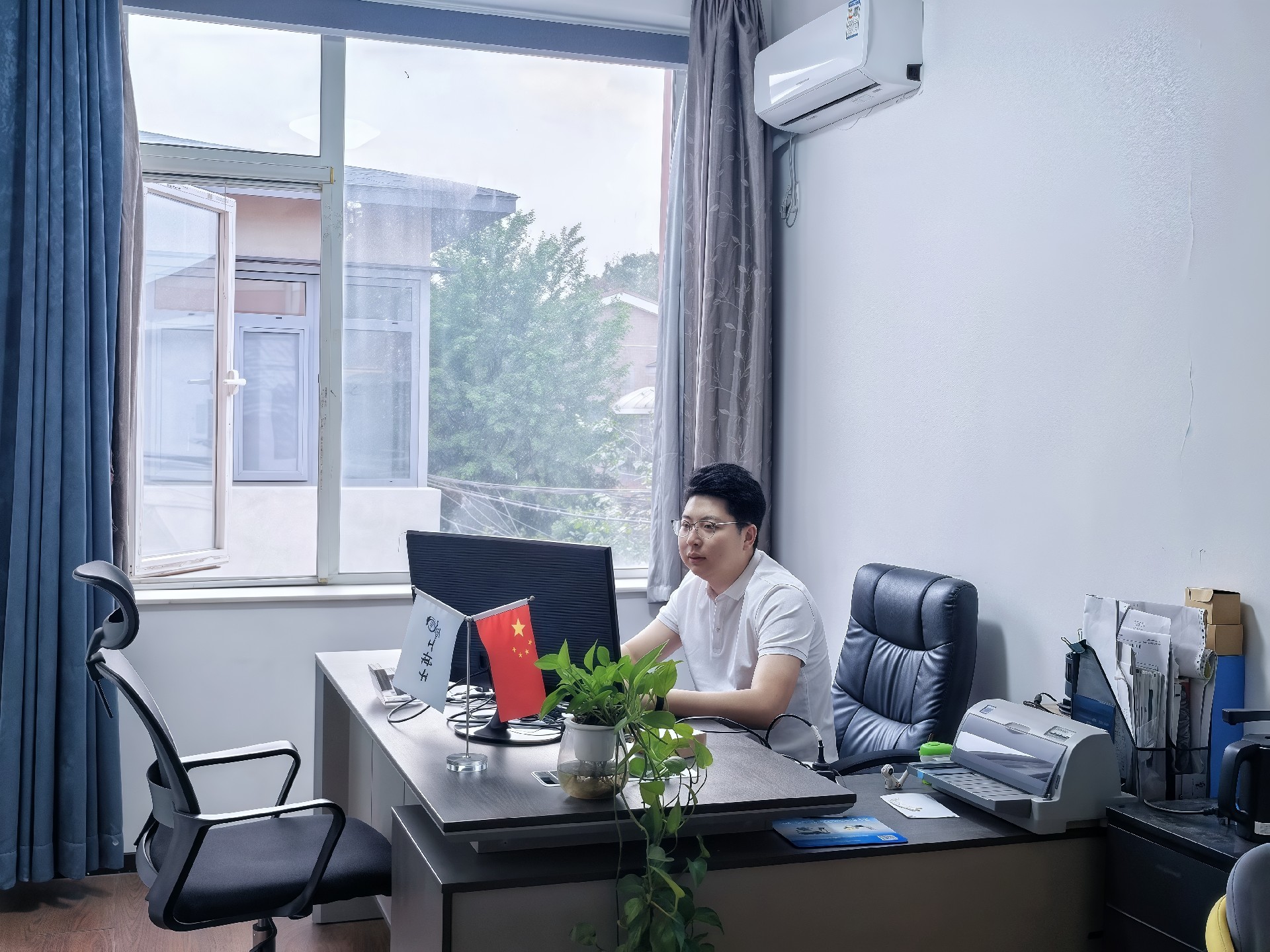 Вход в Пекинскую технологию Zhongping: испытайте превосходство в услугах промышленной автоматизации4